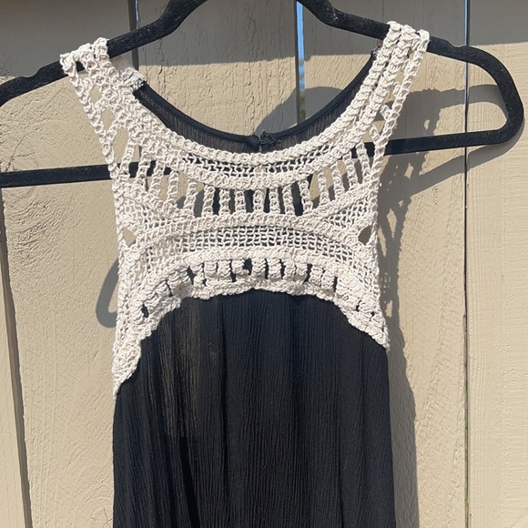 Black Aqua Tunic Dress - Picture 2 of 4